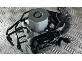 Jednotka ABS A0004313900, A2464300210 Mercedes-Benz GLA W156 2019