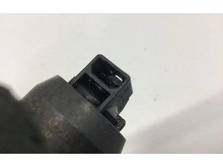 Форсунка 03G130073AJ Audi A3 S3 A3 Sportback 8P -