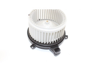 Вентилятор печки    272V06UA1D   Nissan X-Trail T33