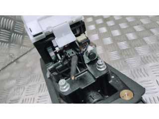 Механизм переключения передач (кулиса) (в салоне)