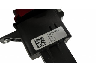 Фонарь освещения передних мест