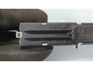 Дисплей    9665103880   Peugeot 207 CC