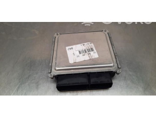 Блок управления двигателя 04L907445G Audi Q2 -