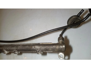 Vstřikovací lišta Volvo 460 pro benzínový motor