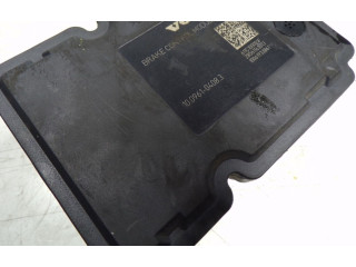 Блок АБС 30793527, 27040834134313   Volvo  C30  2010 - 2013 года