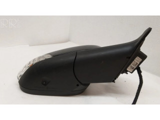 Зеркало электрическое Volvo V70 2000-2004 года