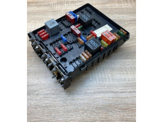 Блок предохранителей 1K0937124P Skoda Octavia Mk2 (1Z)