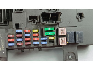 Блок предохранителей 8637B680 Mitsubishi Outlander