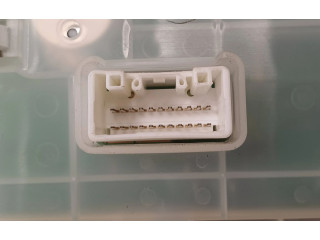 Панель приборов 8100B022H   Mitsubishi Colt       