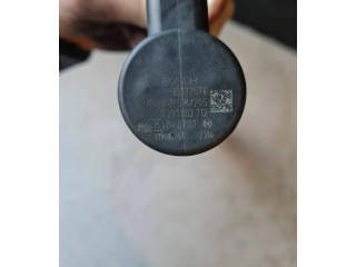 Топливная рампа 30757146, 0281002712   Volvo XC90  