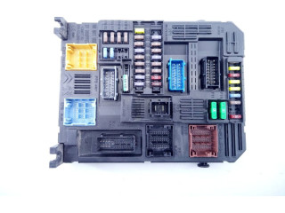 Pojistková skříňka Řídící jednotka BSM 983070768000 Citroen Berlingo 2019