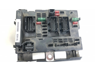 Блок предохранителей 9650663880, 32200887   Citroen Xsara    