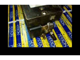 Блок АБС 10.0943-0201.4, 10.0501-8809.3 Citroen Xantia - года