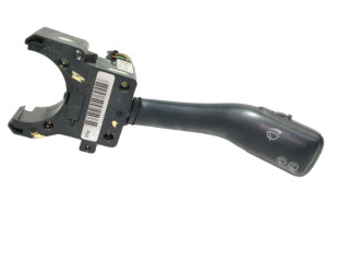 Ручка стеклоочистителей 4B0953503F Audi A3 S3 8L