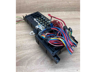 Блок предохранителей 8678449   Volvo XC90    