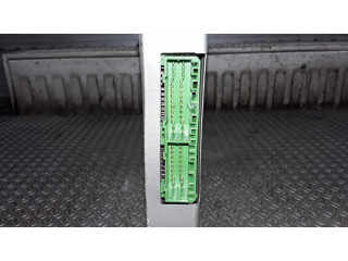 Блок управления двигателя E2T85991M   Mazda 626