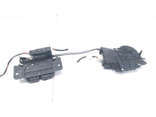 Zámek zadních dveří 912935103 BMW 5 F10 F11 2012