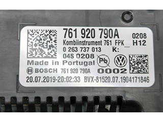 Přístrojová deska Volkswagen Touareg III 2019 761920790A, 0263737013