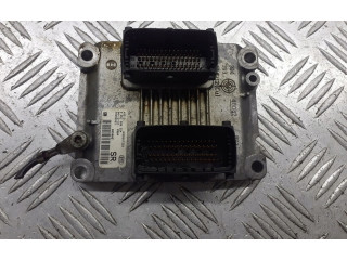 Блок управления двигателем ECU 0261208254 Opel Agila A
