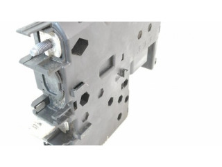 Узел подключения плюсовых проводов