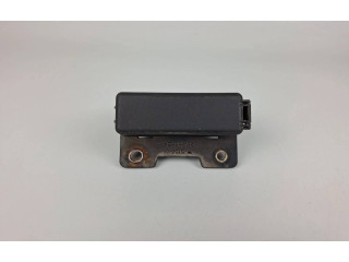 Блок предохранителей 3288YA1 Toyota Corolla Verso AR10