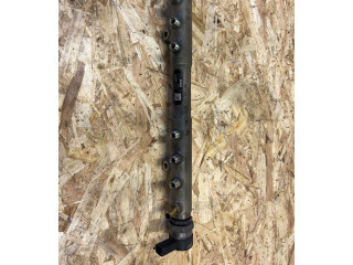 Топливная рампа 8699179 Volvo V70