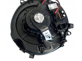 Вентилятор печки 5WC819021, CZ0160601500 Volkswagen Golf VIII