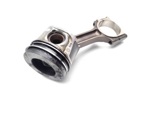  Поршень с шатуном M9R M9R  Nissan X-Trail T31  