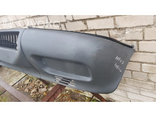 Передний бампер