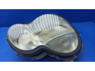 Передняя фара