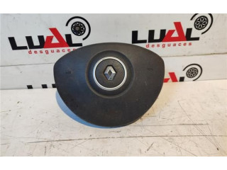 Подушка безопасности водителя 8200677493   Renault Clio III