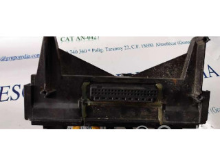 Блок предохранителей 04692085AB Jeep Grand Cherokee