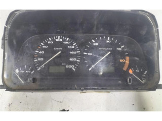 Přístrojová deska Volkswagen Caddy 2000 88311235, 0090059