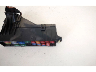 Блок предохранителей 8z1941824 Audi A2