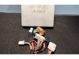 Блок предохранителей 1064, 233293C Renault Clio III