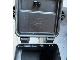 Pojistková skříňka 7H0907613, 7H0907300 Volkswagen Transporter - Caravelle T5 2008