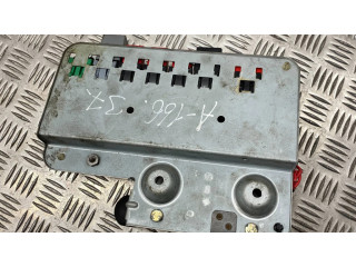 Блок предохранителей     Alfa Romeo 166    