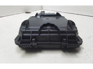 Блок предохранителей Skoda Superb B5 (3U)