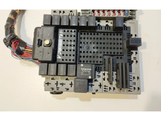 Блок предохранителей  9401802, 0194620   Volvo V70    