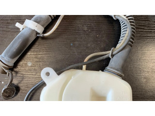 Бачок оконной жидкости