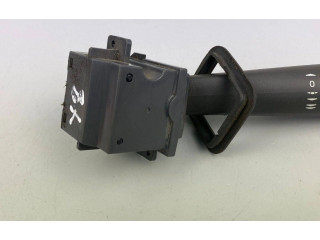 Ручка стеклоочистителей    Volvo V70