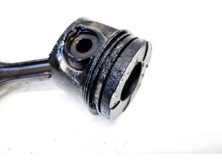 Поршень с шатуном Volvo V70