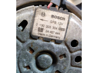 Электрический вентилятор радиаторов 0130303304, 24467444 Opel Astra H 2008