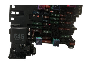 Блок предохранителей  1525782   Volkswagen Crafter    