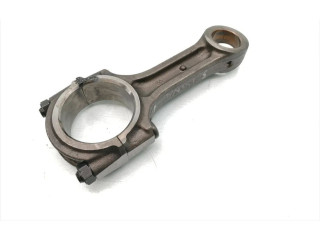 Шатун      KIA Carnival  