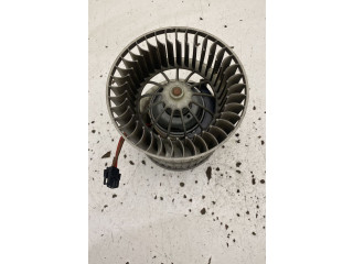 Вентилятор печки       BMW X3 E83