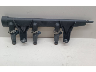 Форсунка 9676017480    Peugeot 2008 I   