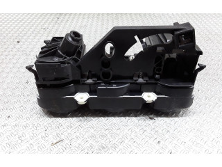 Блок управления климат-контролем    Volkswagen Caddy