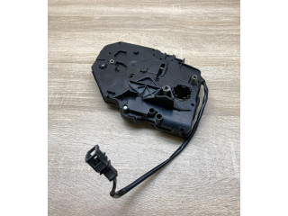 Zámek zadních dveří 2K0827426C Volkswagen Caddy 2004