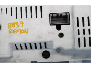 Přístrojová deska  SsangYong Rexton 2003 8022008201, 11000767810S  